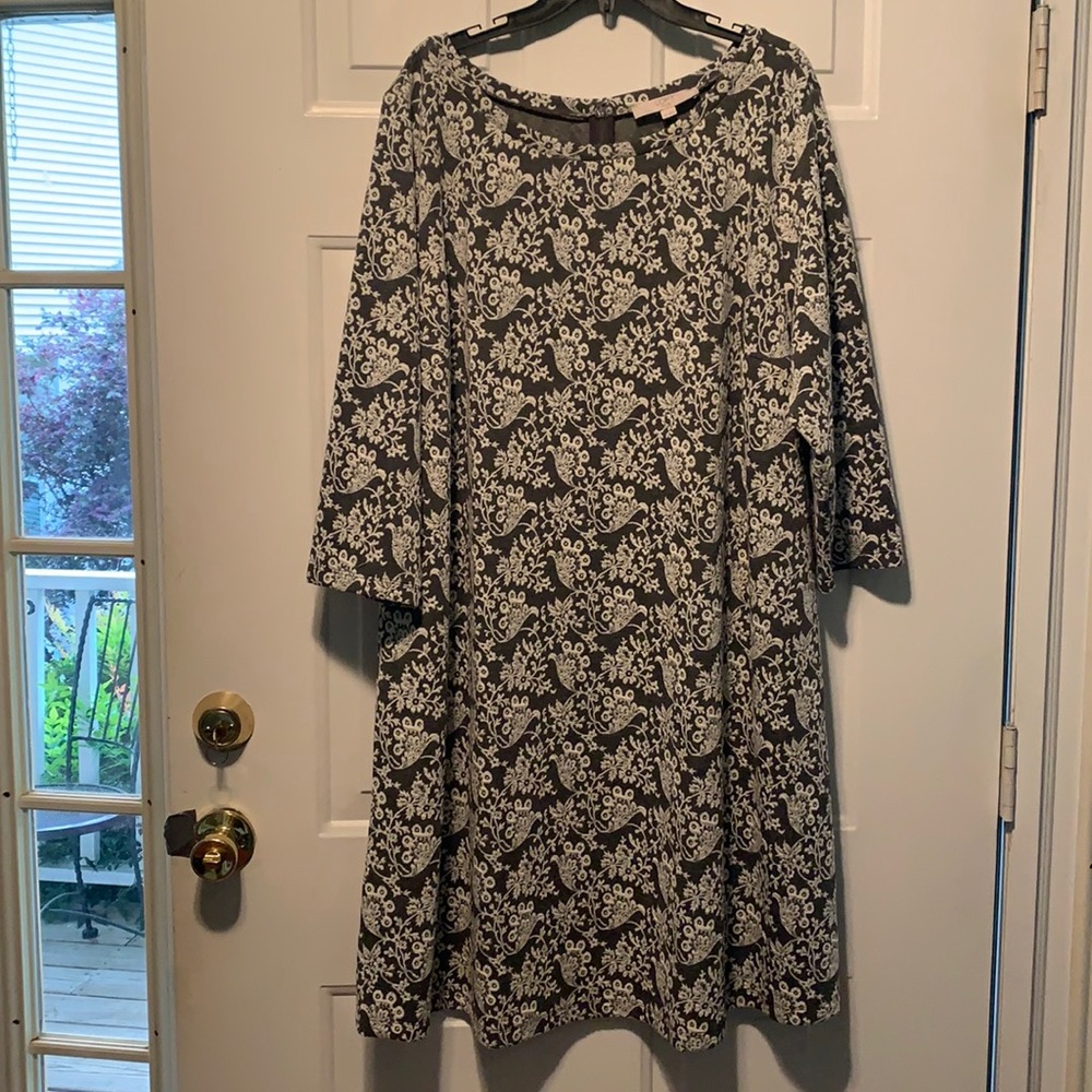 Patterned professional plus Sz Loft dress Sz 20